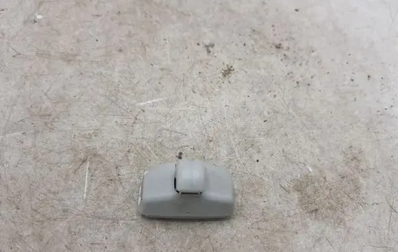 Volkswagen PASSAT B5 Sun visor clip/hook/bracket NOCODE
