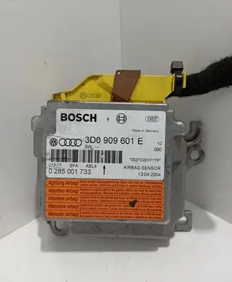 Volkswagen Touareg I Airbag control unit/module 3D0909601E 0285001733