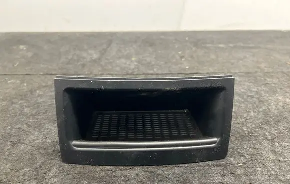 BMW 5 E60 E61 Dashboard storage box/compartment 7059955