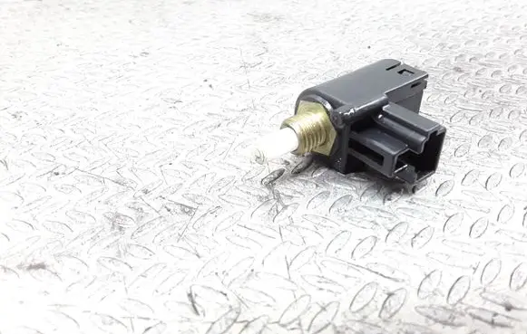 Clutch pedal sensor