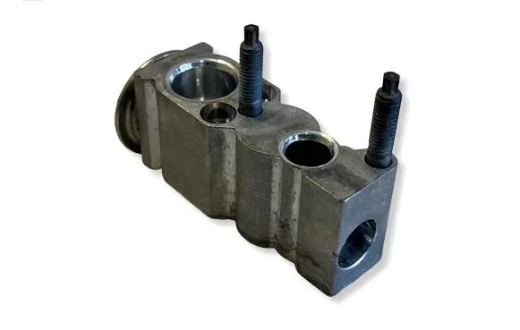 Opel Mokka B Air conditioning (A/C) expansion valve 52458890 KG024002