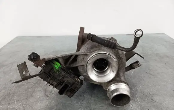 BMW 3 F30 F35 F31 Turbo 8519475 72477910
