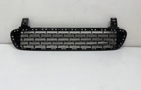 KIA Stonic Front bumper upper radiator grill