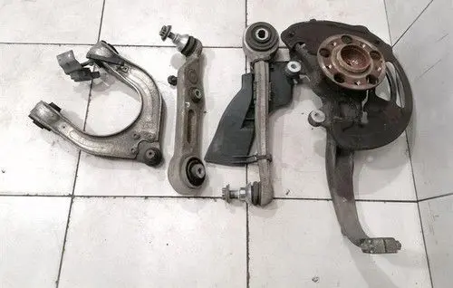 Mercedes-Benz SL R231 Front wheel bearing hub A2313320701