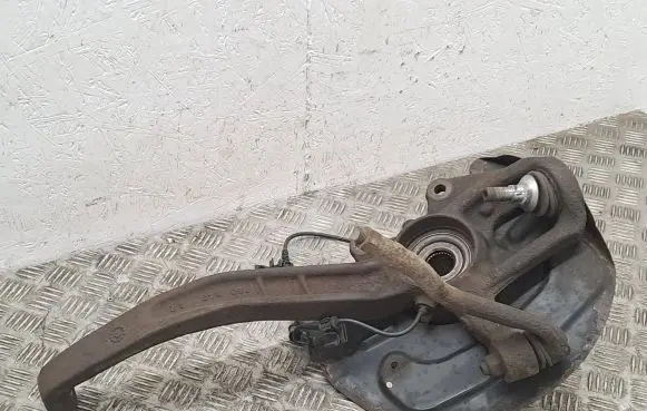 Mercedes-Benz ML W164 Front wheel hub 06064302 A1645400917
