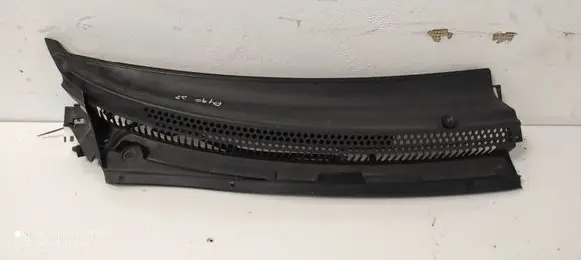Toyota Aygo AB10 Wiper trim