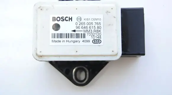 Volkswagen Golf VI Other devices 9664661580 0265005765