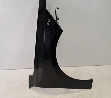 Opel Astra L Fender B2368