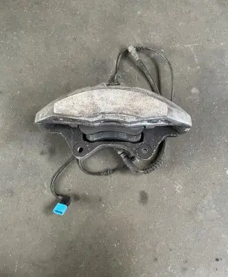 Mercedes-Benz S W222 Front brake caliper 22266