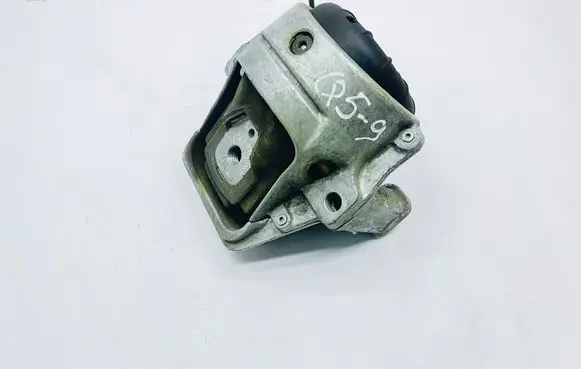 Audi Q5 SQ5 Engine mount bracket 202037