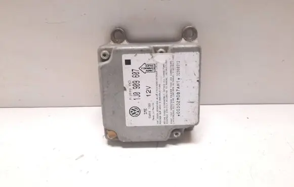 Volkswagen PASSAT B5 Airbag control unit/module 1J0909607