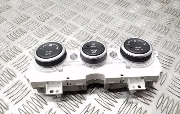 Mazda 6 Climate control unit
