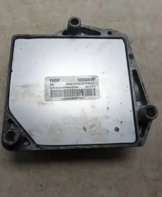 Opel Astra J Engine control unit/module 55562549 MT35E23