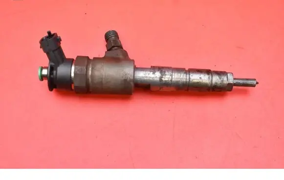 Fuel injector