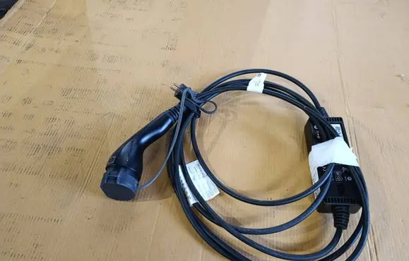 Jeep Renegade Electric car charging cable 52220643