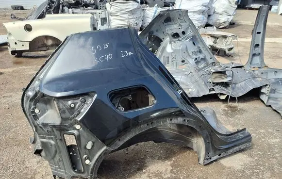 Volvo XC40 Rear quarter panel 32310037