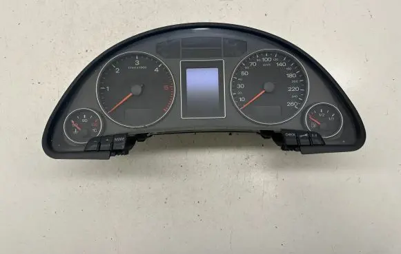Audi A4 S4 B7 8E 8H Speedometer (instrument cluster) 8E0920901H 0263626408