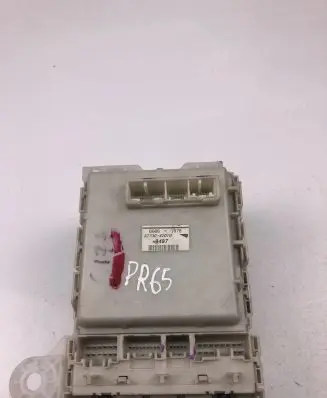 Toyota RAV 4 (XA30) Fuse box set 8273042010