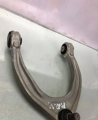 Alfa Romeo Giulia Front lower control arm/wishbone K206608