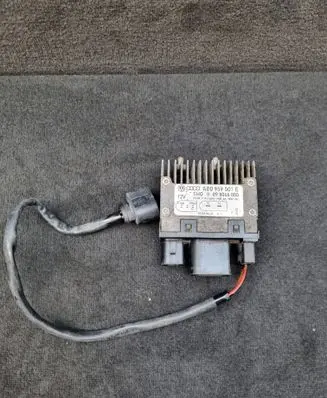 Audi RS6 C5 Coolant fan relay 4B0959501B