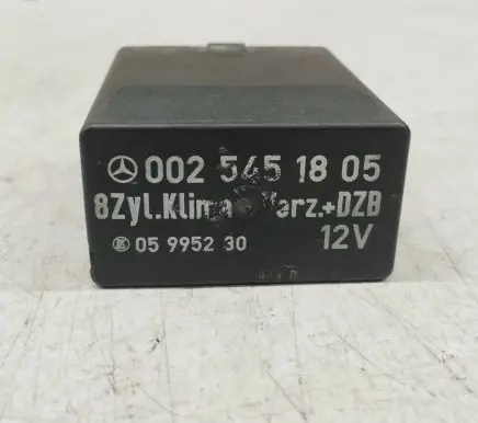 Mercedes-Benz 380 560SEC C126 Other relay 0025451805 A0025451805