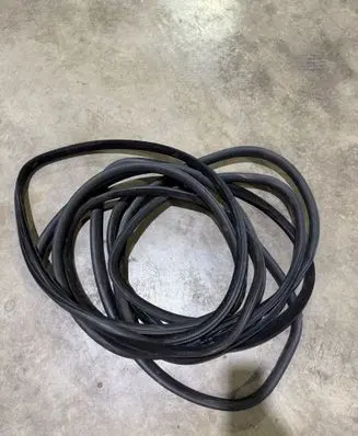 Volvo XC70 Front door rubber seal 