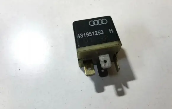 Audi A6 S6 C5 4B Other relay 431951253h