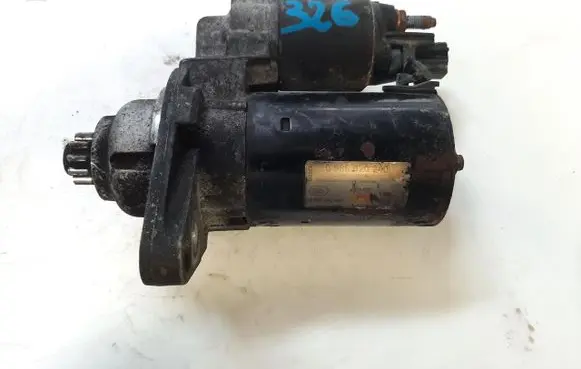 Volkswagen Golf VI Starter motor 0986020240