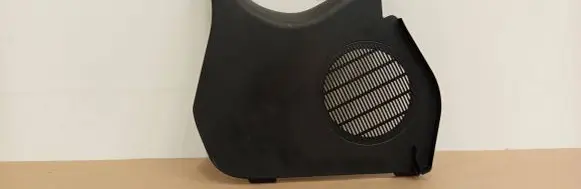Foot area side trim