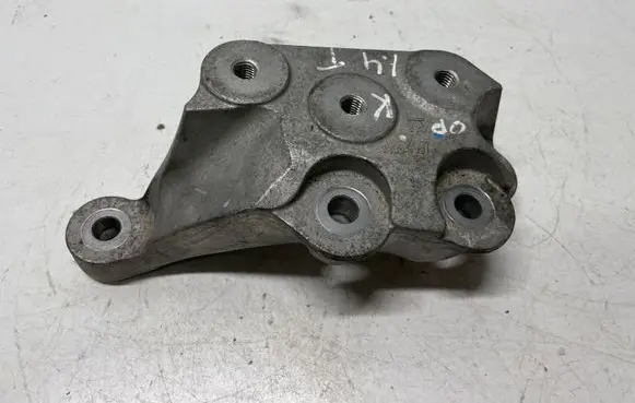 Opel Astra K Engine mounting bracket 13364007