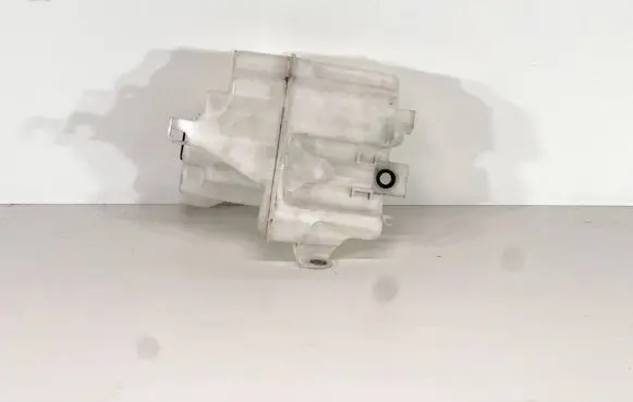 Toyota RAV 4 (XA50) Windshield washer fluid reservoir/tank HLC33159 HLC33175 E13019758