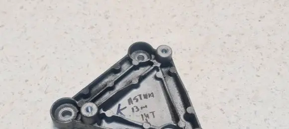 Opel Astra J A/C compressor mount bracket 55567289