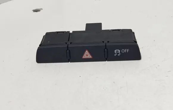 Audi Q7 4L Hazard light switch 4L2927137C
