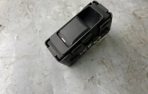 Jeep Grand Cherokee (WK) Electric window control switch 04602787AA