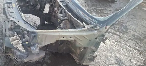 Land Rover Freelander Front piece kit 
