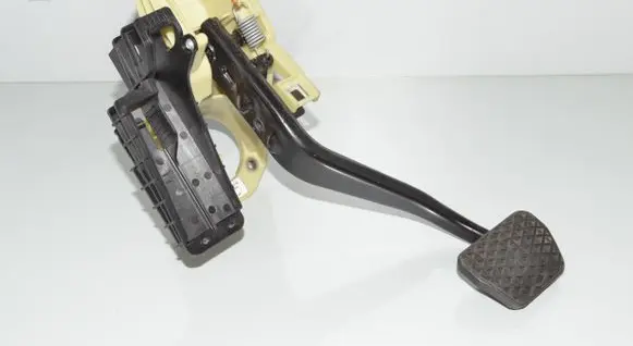 BMW 5 F10 F11 Brake pedal 6775368 35006775368