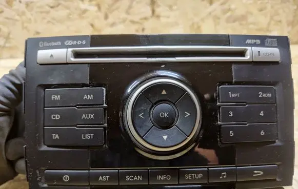 KIA Venga Radio/CD/DVD/GPS head unit 961601P050