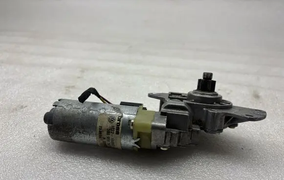 Audi A6 Allroad C6 Seat adjustment motor 3B0959761AJ