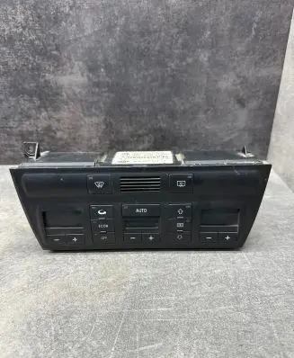 Audi A6 S6 C5 4B Climate control unit 4B0820043R 5HB00760414 HD620001