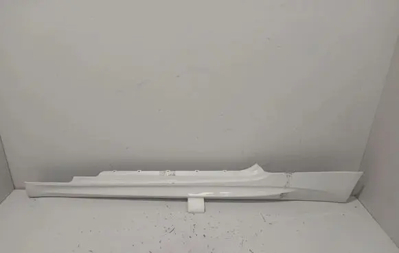 BMW M3 e92 Sill 7899843