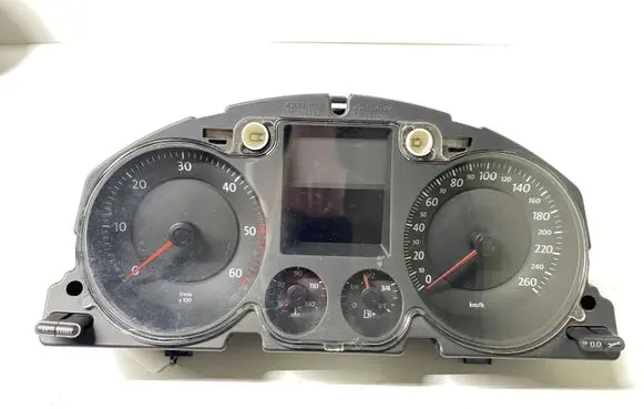 Volkswagen PASSAT B6 Speedometer (instrument cluster) 3C0920850L V0033000