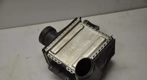 Mercedes-Benz C W205 Intercooler radiator A6510901800