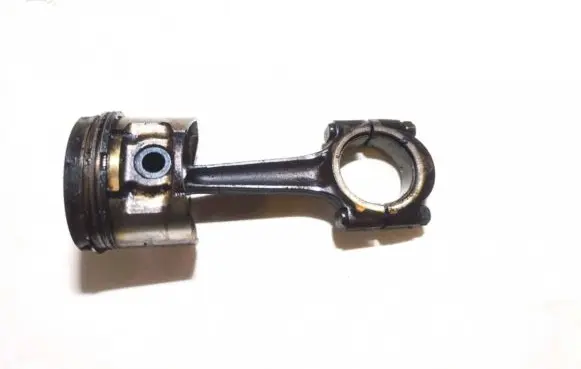 Renault Twingo I Piston with connecting rod