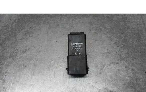 Citroen C5 Glow plug pre-heat relay 9640469680