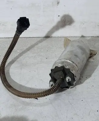 BMW X3 E83 Fuel injection high pressure pump 0580464101