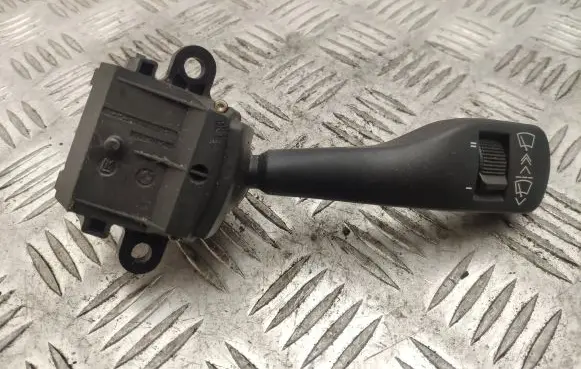 BMW 3 E46 Wiper speed switch 8363664