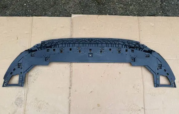 Audi A3 8Y Front bumper skid plate/under tray 8Y0807233D