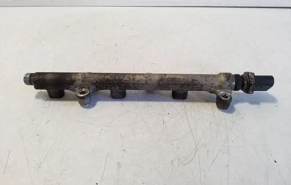 Fuel main line pipe