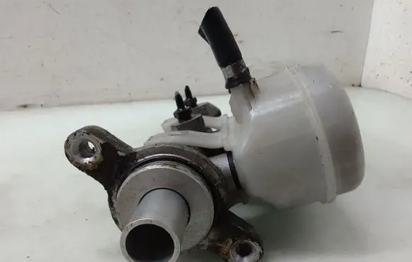 Citroen Jumper Master brake cylinder Y24112