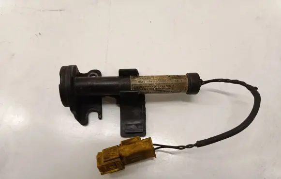BMW 7 G11 G12 Pedestrian airbag AL7347405 19686731